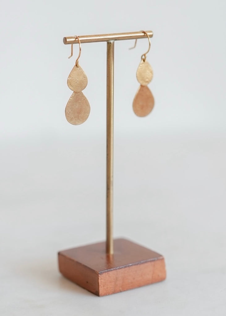 Sarah McGuire | Parchment Teardrop Waterfall Earrings 18kg