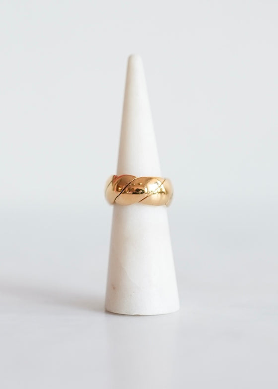 Stephen Estelle | Gold Band