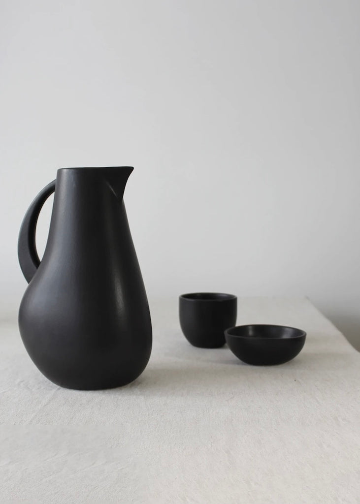 Stoneware Pitcher | 64 oz Black