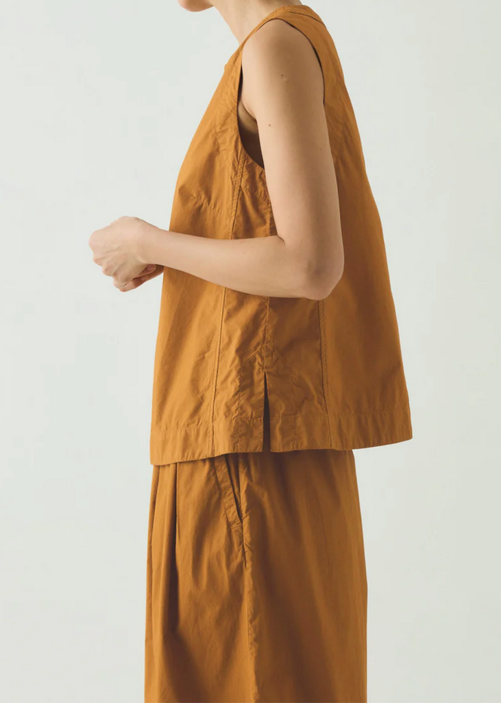 TOAST | Paneled Garment Dyed Sleeveless Top | Dhal