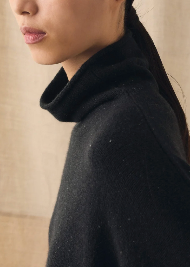 TOAST | Wool Cashmere Roll Neck Sweater