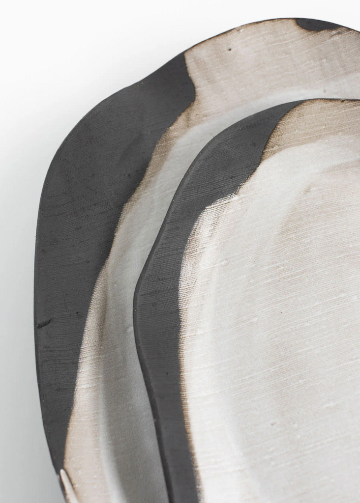 Tagliaferro Ceramics | Medium Oval Platter Rustic Pour Over
