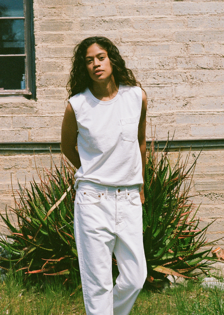 Hey Gang | The Muscle Tee | White