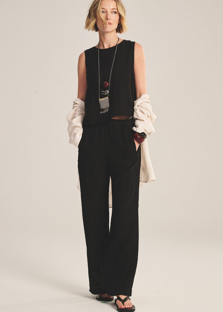 Velvet by Graham & Spencer | Maxine Top | Black