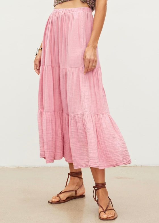 An essential if ever there was one. Crafted from our signature cotton gauze, this midi-to-maxi skirt can quite literally be styled to go anywhere–from work to vacation–with its easy tiers, elastic waist and always-essential in-seam pockets.