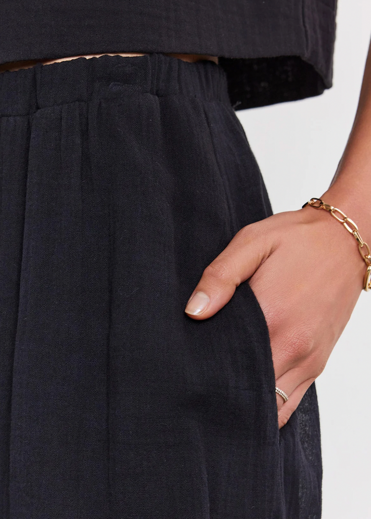 Velvet by Graham & Spencer | Indy Skirt