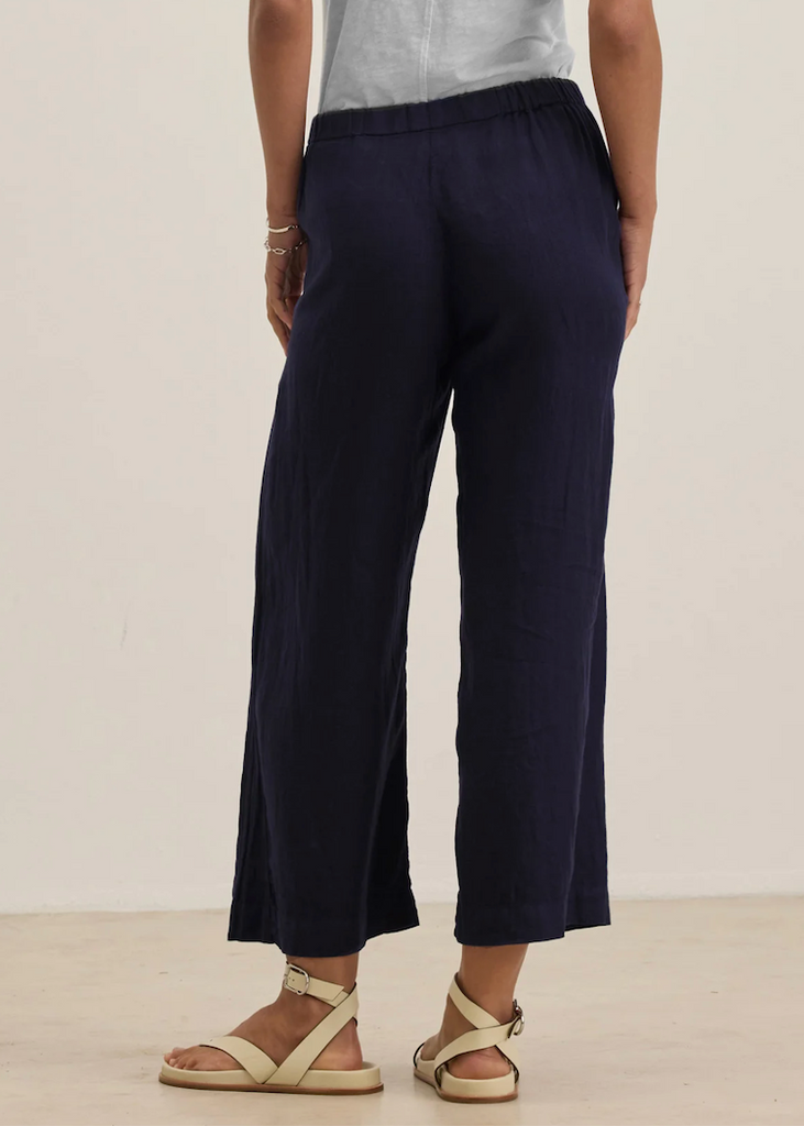 Velvet by Graham & Spencer | Lola Pant | Navy