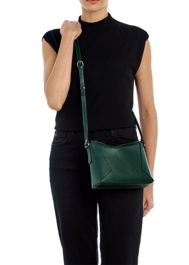 Il Bisonte | Storia Crossbody Bag | Verde Oleandro