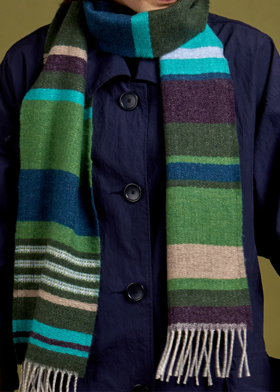 Wallace + Sewell | Angus Lambswool Scarf | Blackthorn