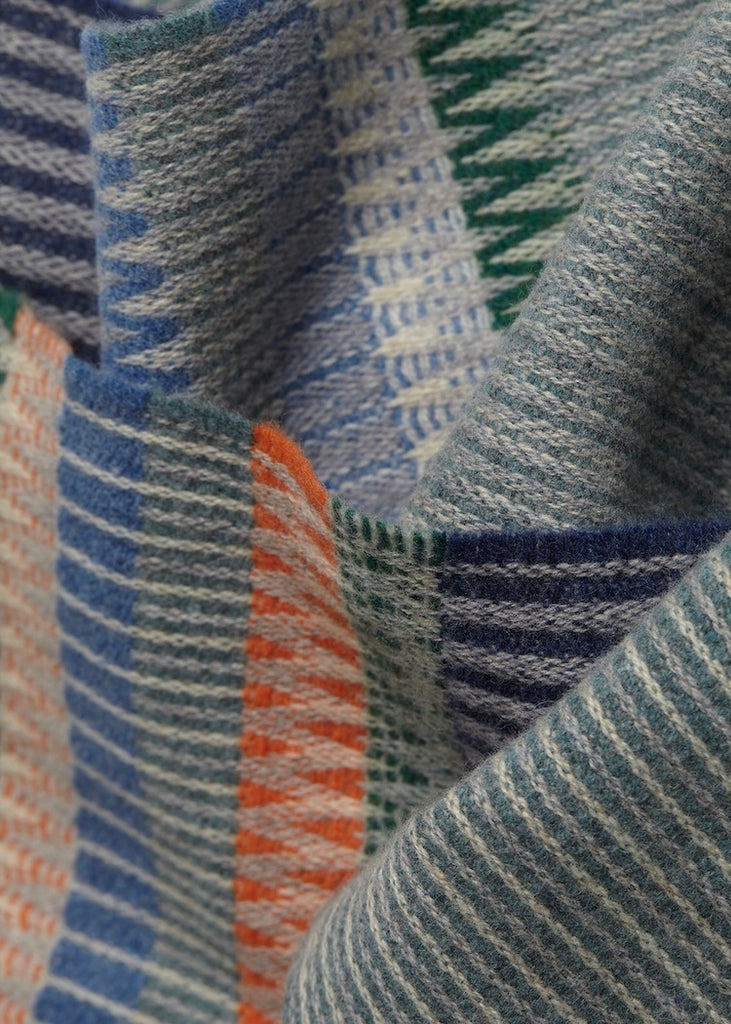Wallace + Sewell | Edera Pond Lambswool Scarf