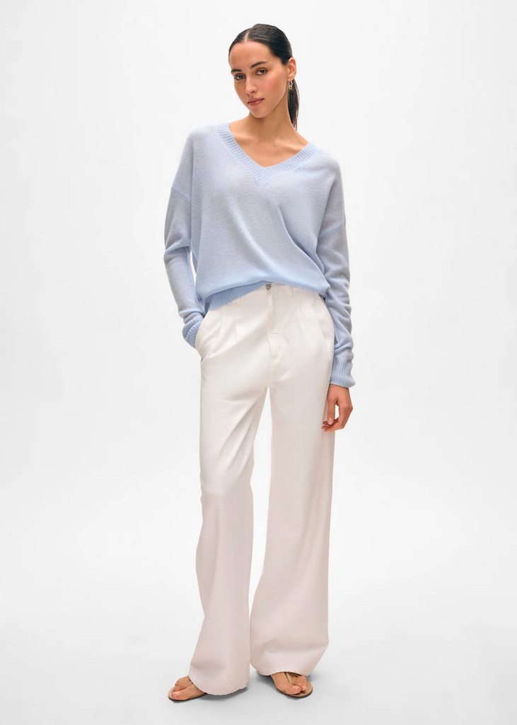 White + Warren | Cashmere Featherweight V Neck