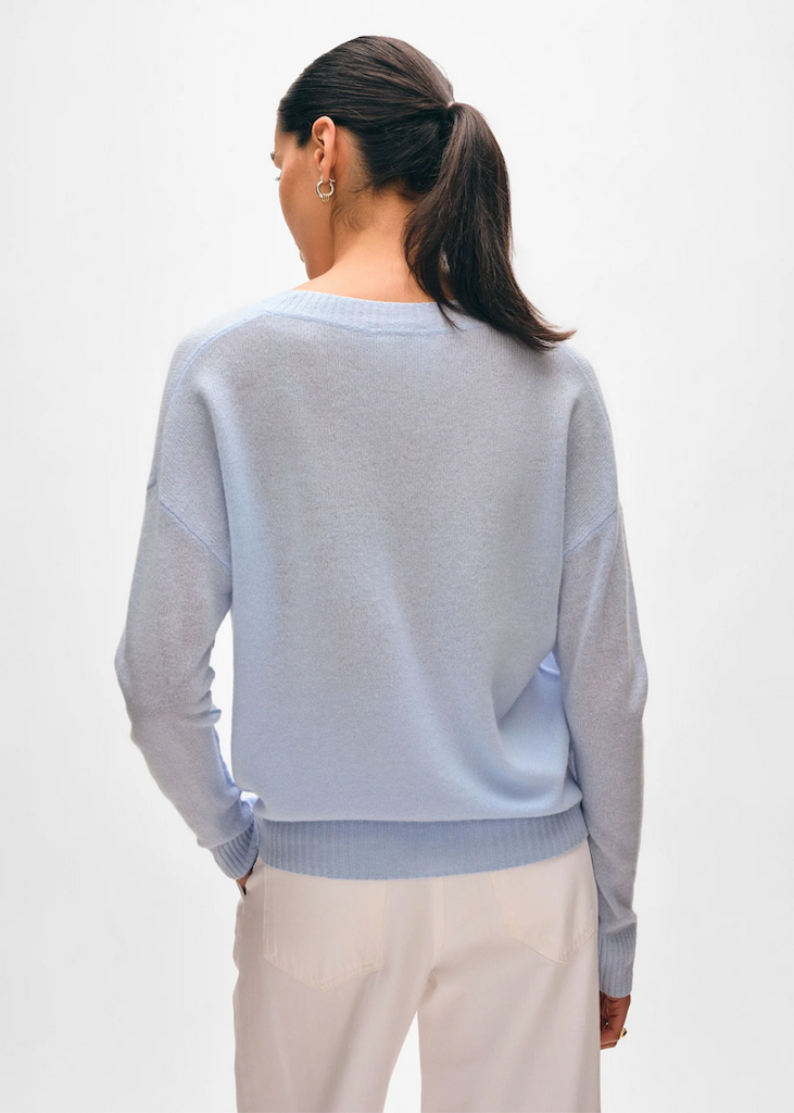 White + Warren | Cashmere Featherweight V Neck