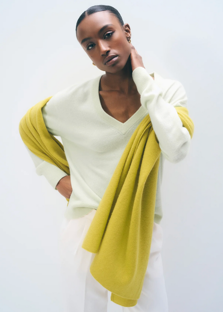 White + Warren | Cashmere Travel Wrap in Citronelle