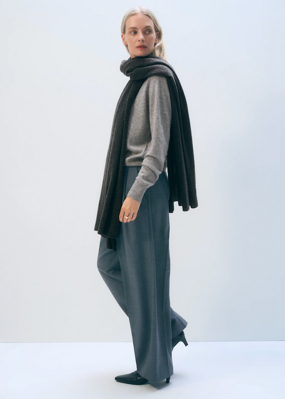 White + Warren | Cashmere Travel Wrap in Dark Slate Heather