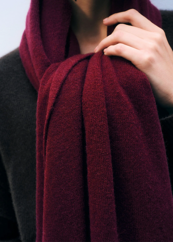 White + Warren | Cashmere Travel Wrap in Sangria