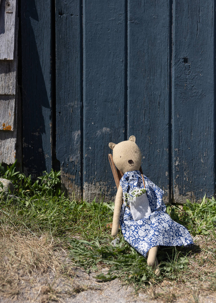 Woolgrass Farm | Agatha the Bear | Field Liberty Floral