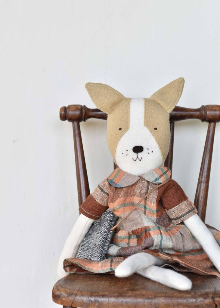 Woolgrass Farm | Fig the Frenchie Dog
