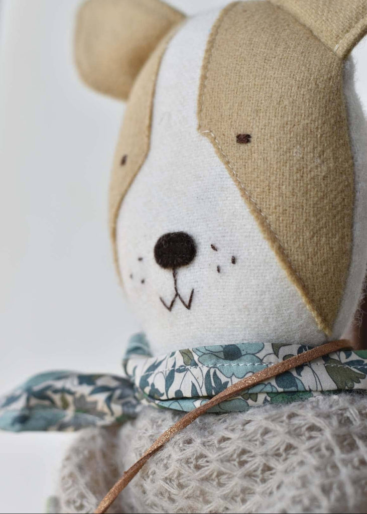 Woolgrass Farm | Fig the Frenchie Dog | Oat Sweater