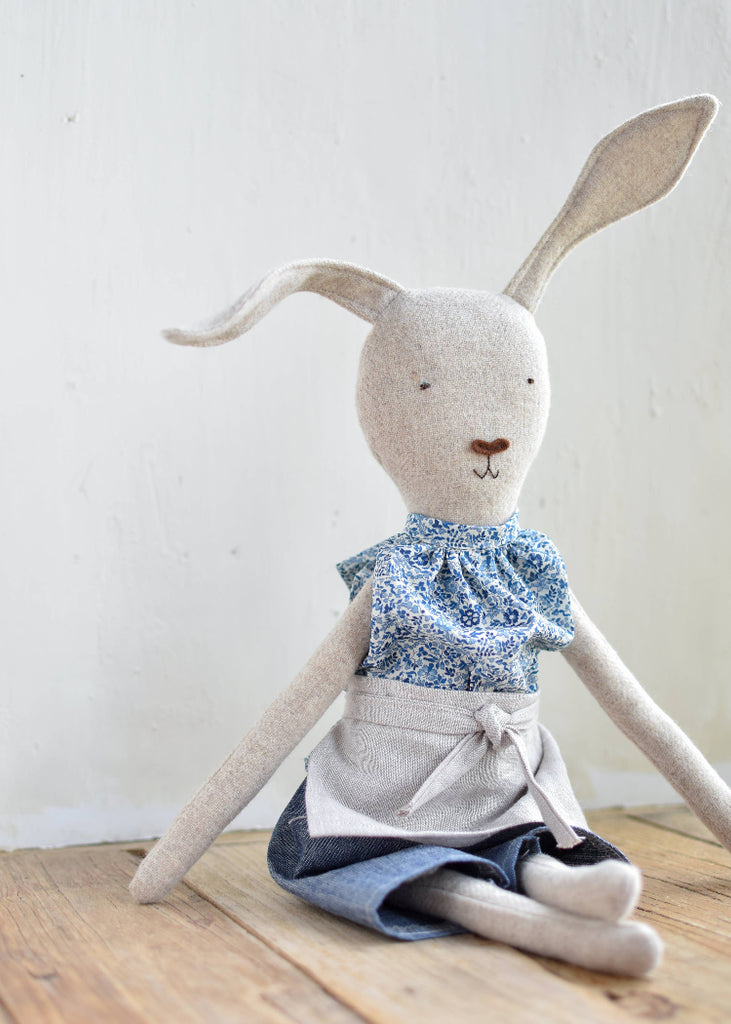 Woolgrass Farm | Ruthie the Rabbit | Floral Blouse