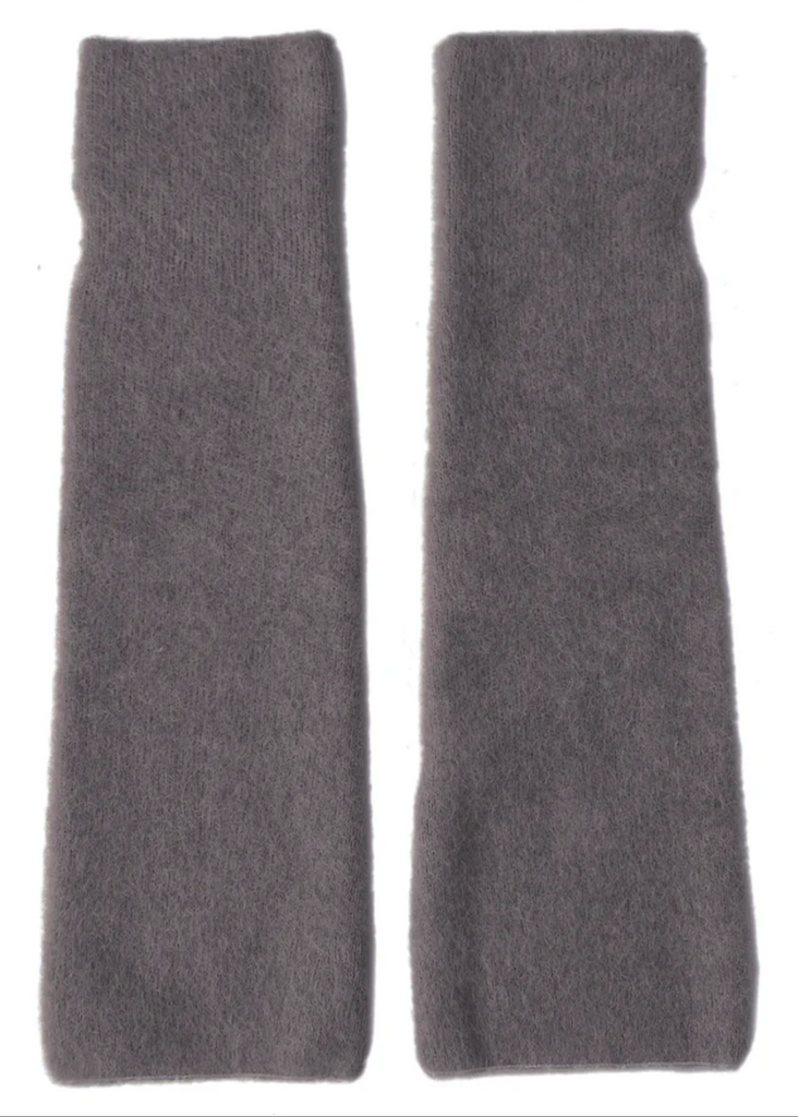 Meg Cohen | Lila Arm Sox Charcoal