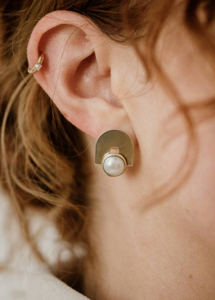 commonform | Bali Studs | Pearl