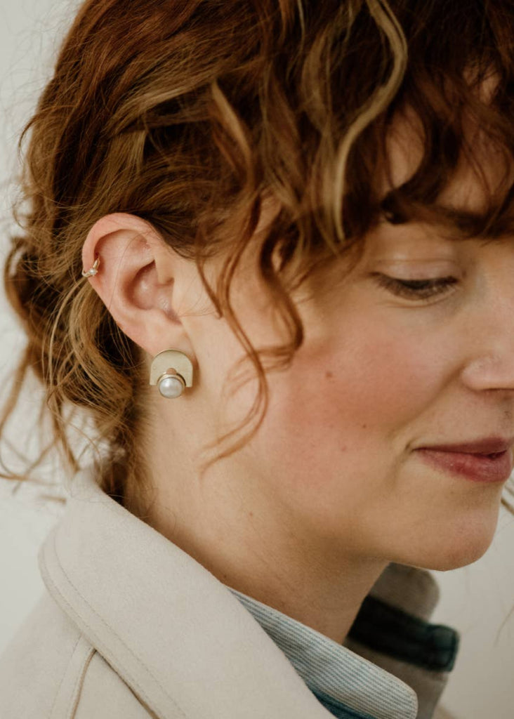 commonform | Bali Studs | Pearl