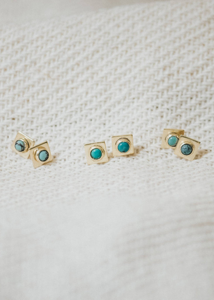 commonform | Finn Studs