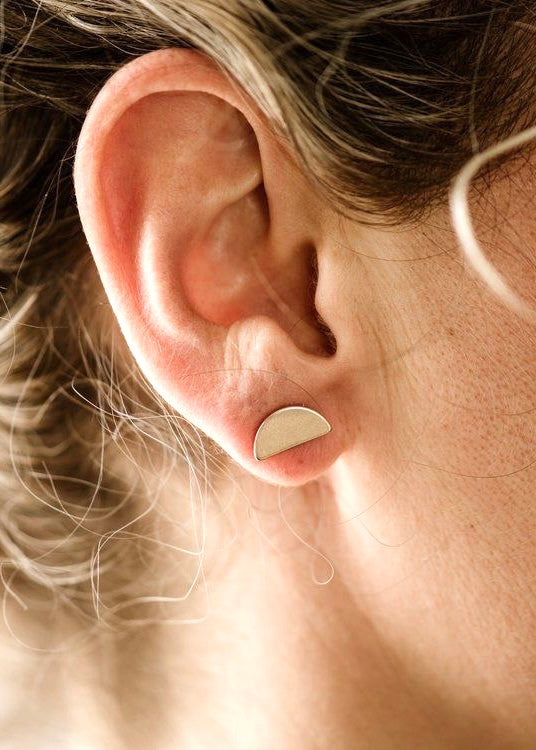 commonform | Crescent Mini Studs