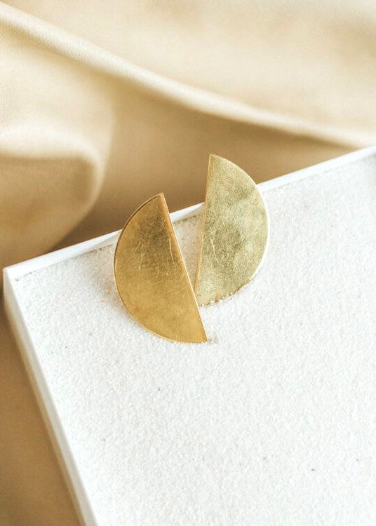commonform | Crescent Studs