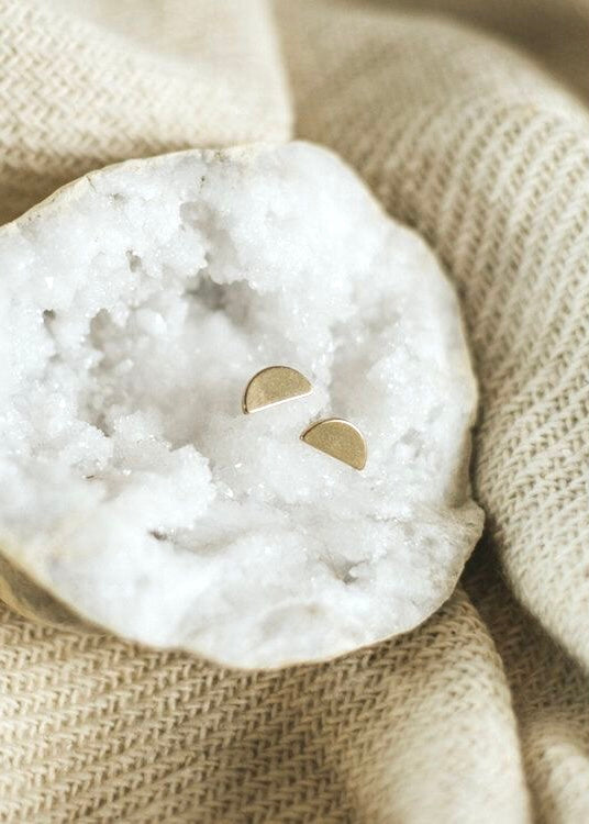 commonform | Crescent Mini Studs