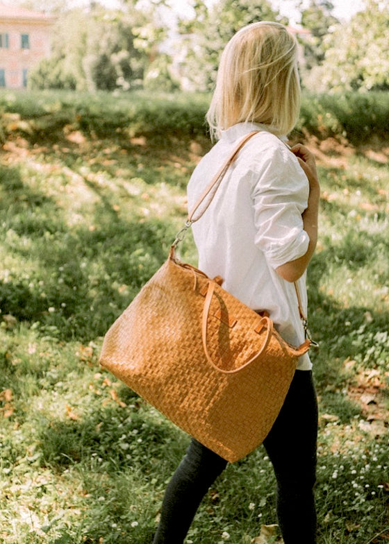 Uashmama | Gemma | Large Camel Bag