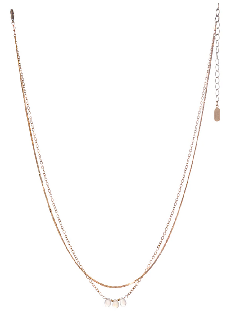Hailey Gerrits | Avisa Necklace