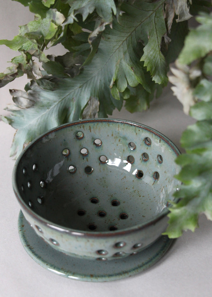 RachaelPots | Berry Bowl + Saucer : Small