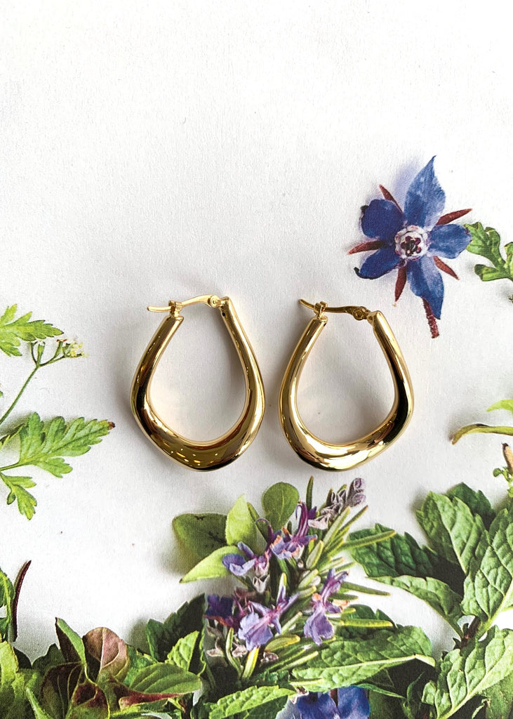 Carla Corp | 14k Small Wavy Hoop