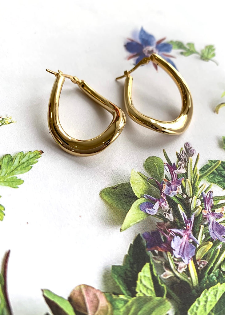 Carla Corp | 14k Small Wavy Hoop