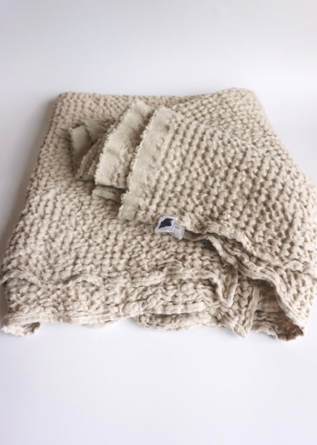 Amphitrite Studio | Linen Cotton Waffle Body Towel