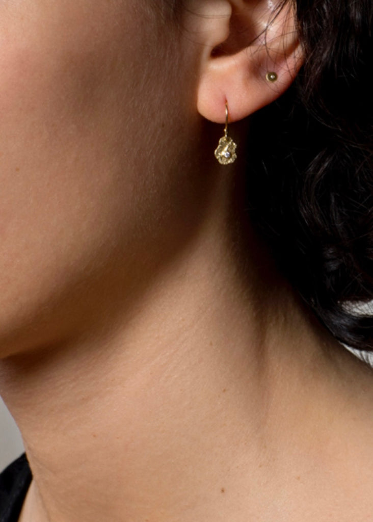 Sarah McGuire | Kelp Earring 18k with White Diamond