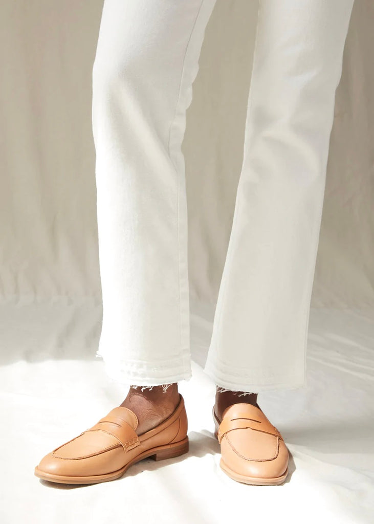 AMO Denim | Bella with Released Hem High Rise