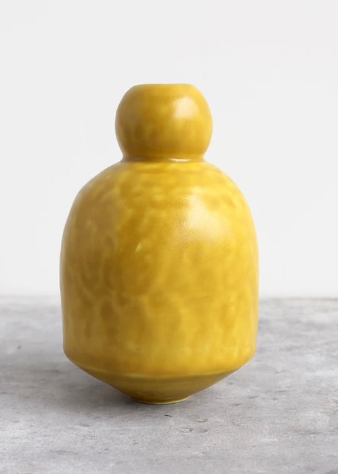 Elizabeth Benotti | Ebb + Flow Vase Series 1